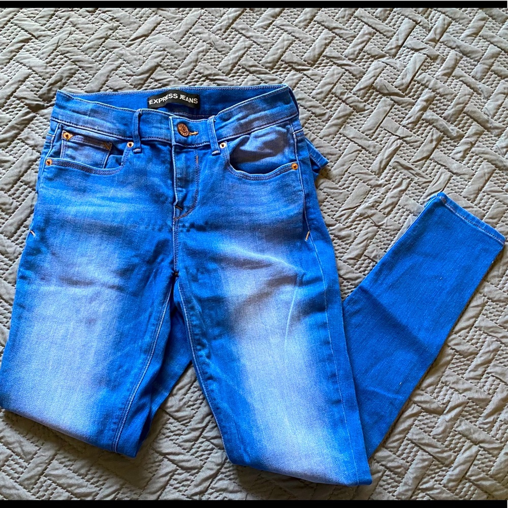 Express Mid Rise Legging